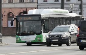 Tanszüneti menetrendre vált az MVK