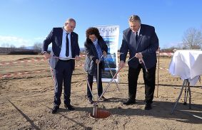 Letették a Xanga logisztikai inkubátorházának alapkövét