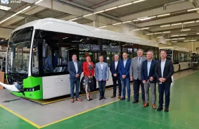 HAMAROSAN ELKÉSZÜLNEK KOMÁROMBAN MISKOLC ÚJ, ELEKTROMOS BUSZAI