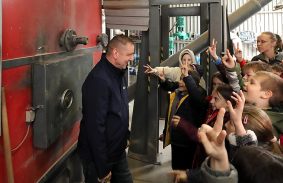 BUDAPESTI SZAKEMBEREK ÉS MISKOLCI DIÁKOK SZEREZTEK TAPASZTALATOKAT A MIHŐ-NÉL