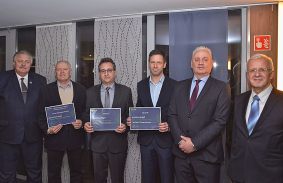 MEGTARTOTTA ÉVZÁRÓ ÜNNEPSÉGÉT A MIVÍZ, AHOL A LEGJOBBAN TELJESÍTŐ KOLLÉGÁK MUNKÁJÁT IS ELISMERTÉK