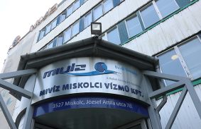 AZ ORSZÁG FELÉN A NEMZETI VÍZMŰVEK BIZTOSÍTJA A VÍZIKÖZMŰ-SZOLGÁLTATÁST