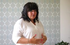 HÉTFŐTŐL DIÁKOK SEGÍTIK A MISKOLCI FÜRDŐKBEN A MUNKÁT