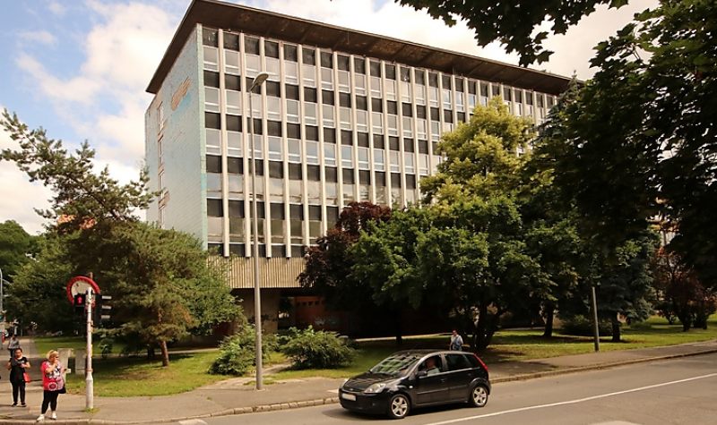  Sorsa jobbra fordulását várja az egykori Központi Leánykollégium