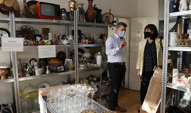 Egy év alatt tizenötezernél is több tárgy talált új otthonra