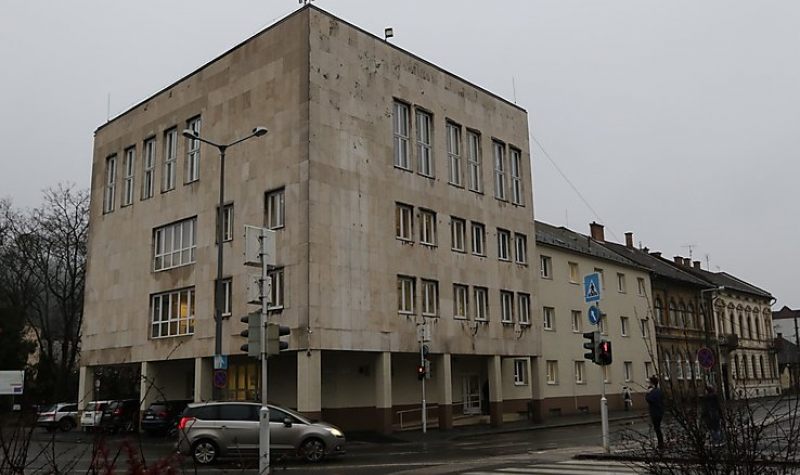 Fokozott odafigyeléssel az ügyfélszolgálatokon
