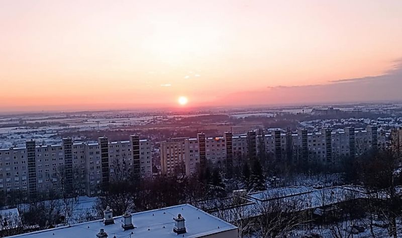 Néhol akár mínusz 20 foknál is hidegebb lehet, életbe lép a vörös kód