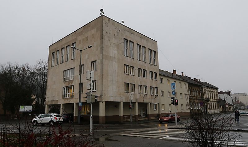 Jutalmazza dolgozóit a Miskolc Holding is