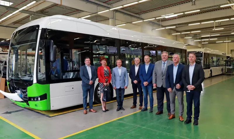 HAMAROSAN ELKÉSZÜLNEK KOMÁROMBAN MISKOLC ÚJ, ELEKTROMOS BUSZAI