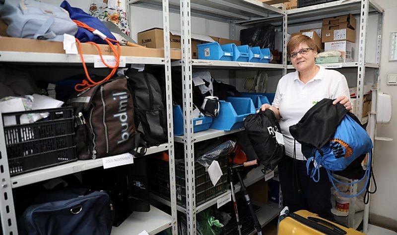 CSAK A FEJÜKET NEM HAGYTÁK A BUSZON AZ UTASOK